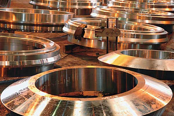 Ringrollers forged railway tyres
